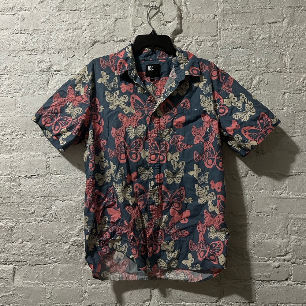RSQ Collective Butterfly Print Short Sleeve Button-Up Shirt - Size Large